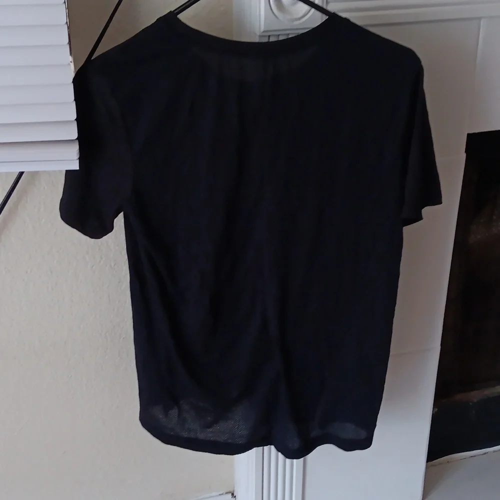 LikeNew Reebok Top - Picture 2 of 2